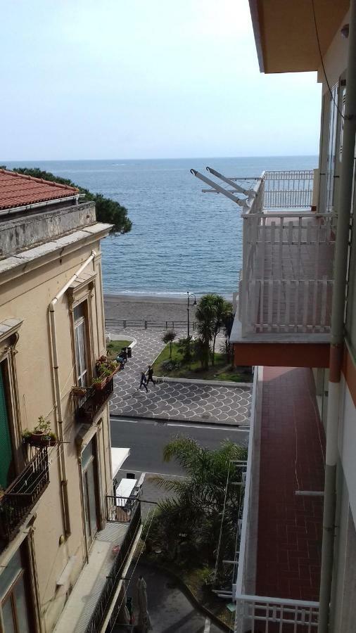 Apartamento La Parigina - La Casa Al Mare A Maiori Exterior foto